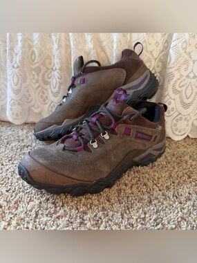 Merrell Chameleon Shift Traveler Women 10 Gortex Hiking Walking waterproof Brown